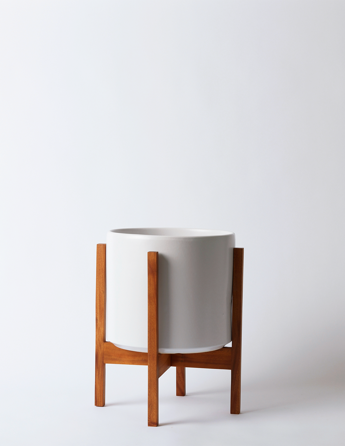  Solid Goods Planter With Stand