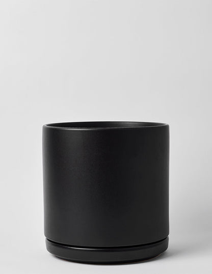  Solid Goods Planter With Saucer