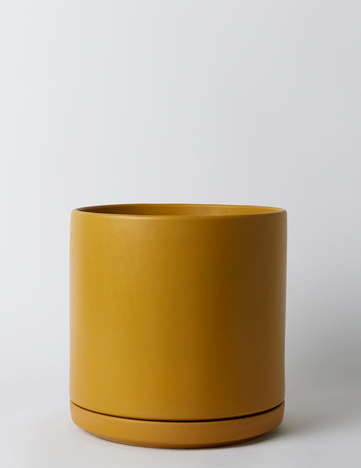  Solid Goods Planter With Saucer