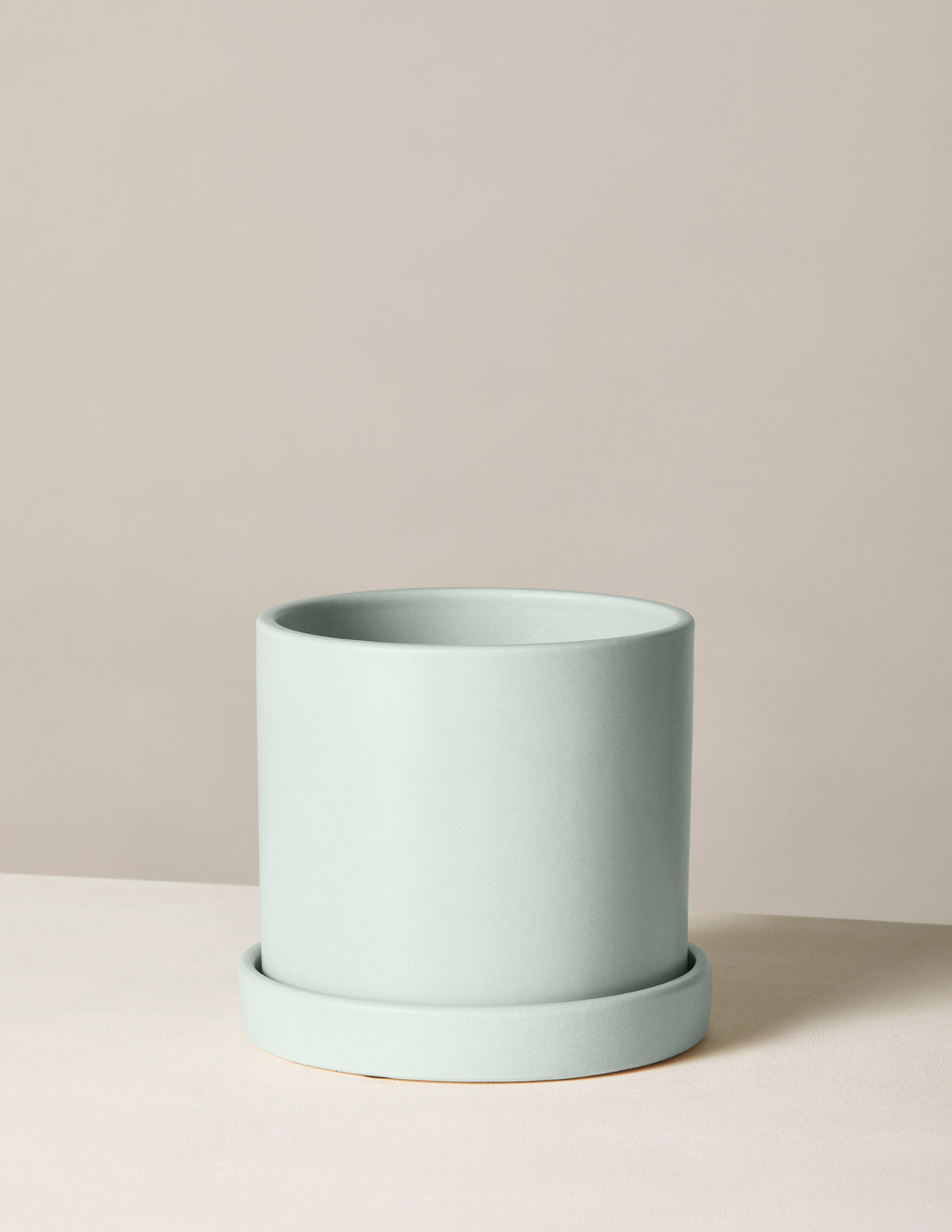  Hyde Planter