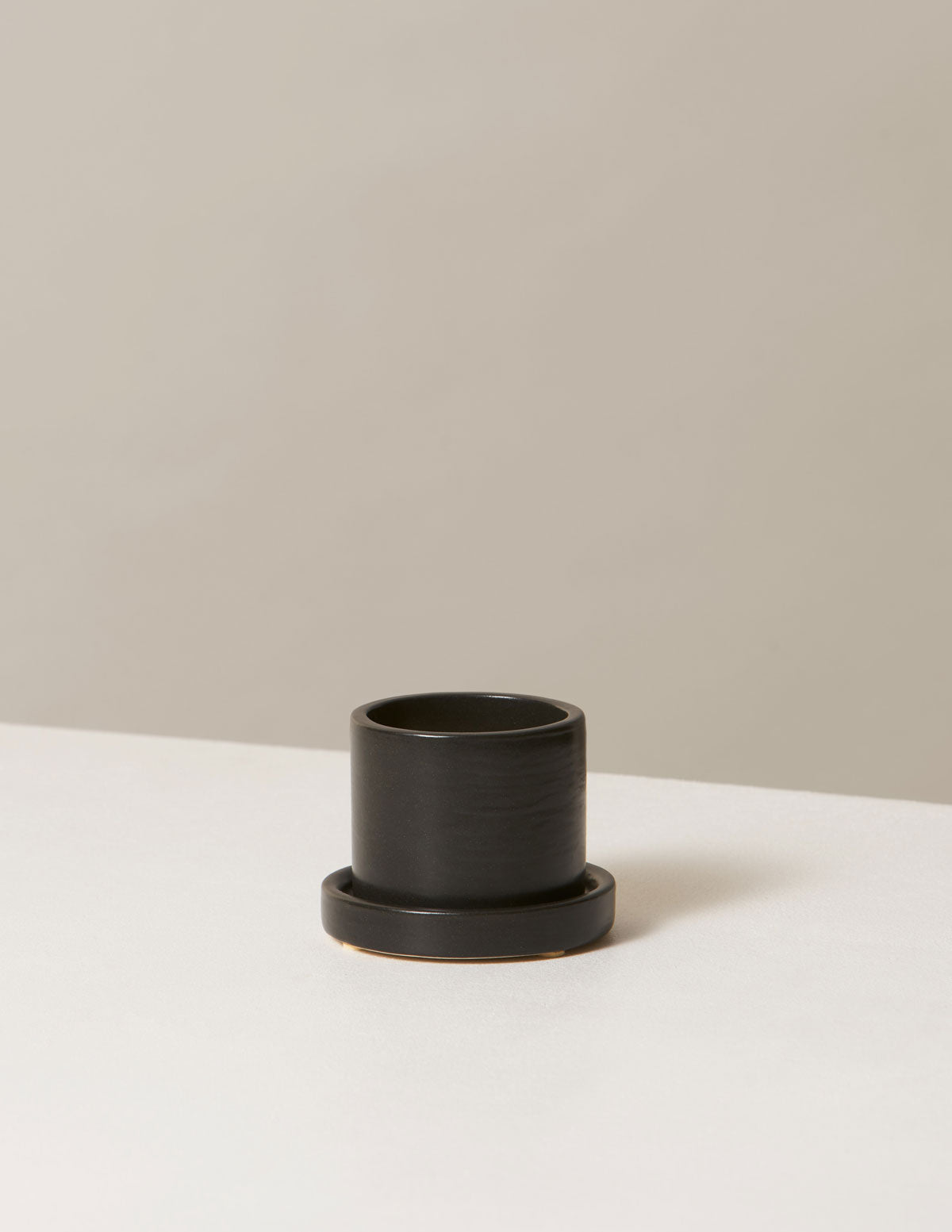  Hyde Planter